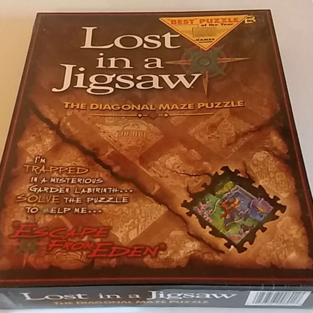 Lost in a jigsaw diagonal maze puzzle 515 pieces